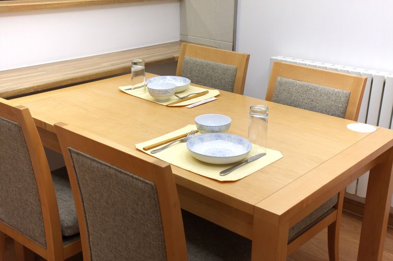 Kitchen Table Assembly in Overland Park, KS